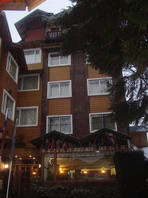Ruca Cheli Village Hotel